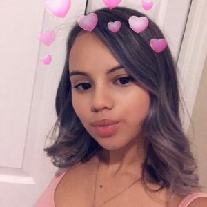 Meet your Posher, Celeste